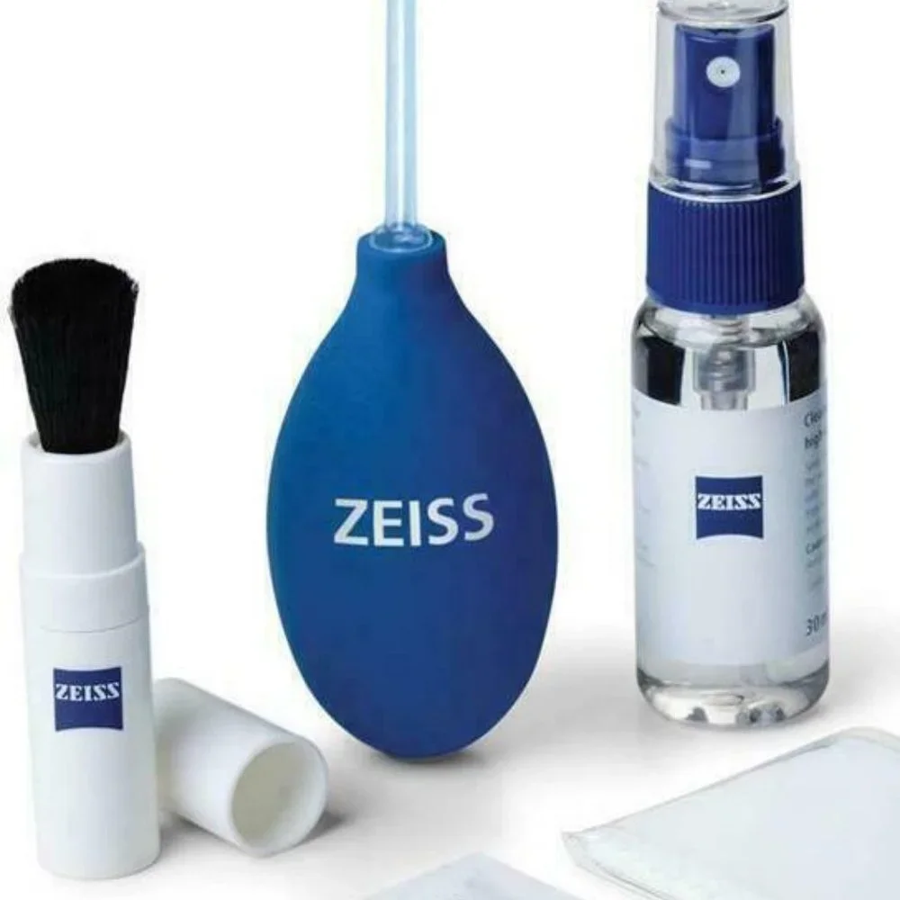 Zeiss Wet or Dry Complete Lens Cleaning Kit for Cleaning Optics or Eyeglasses